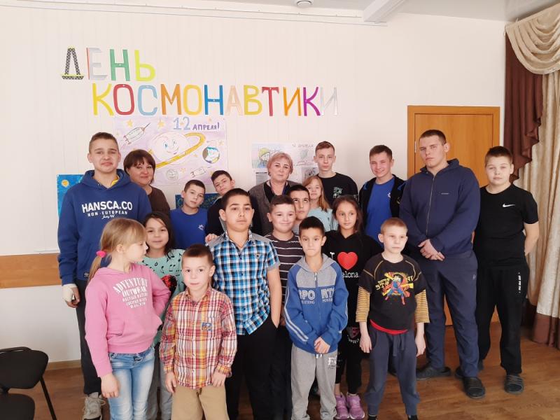 День авиации и космонавтики