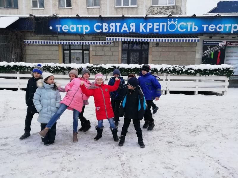 14 февраля Благотворительный Фонд «Добродушие» организовал поход в театр «Святая крепость» для наших воспитанников.