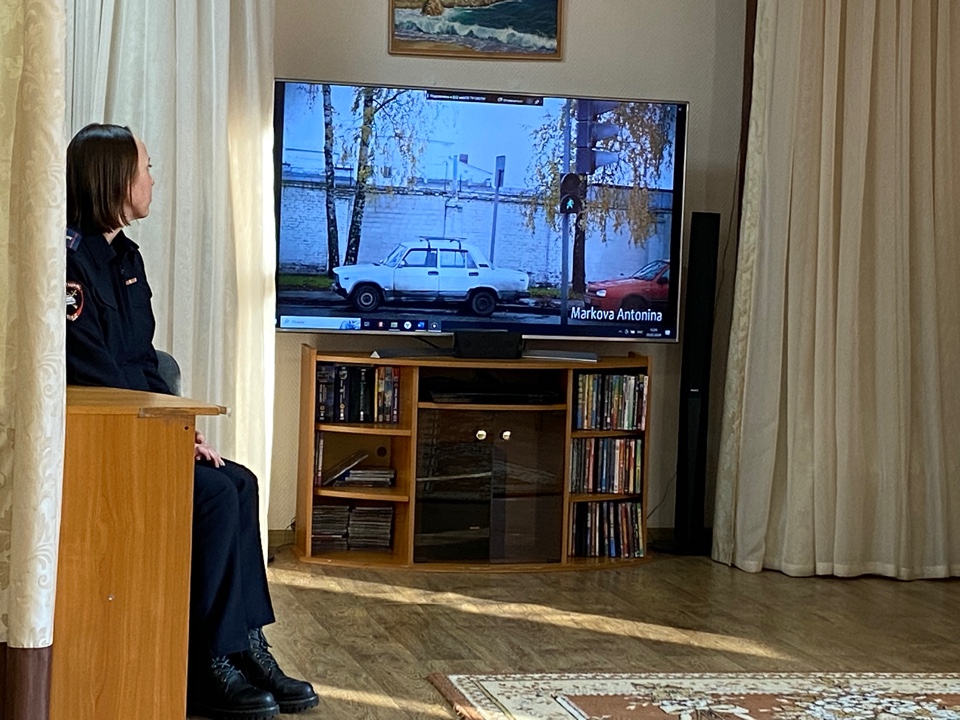 Приезд инспектора ГИБДД