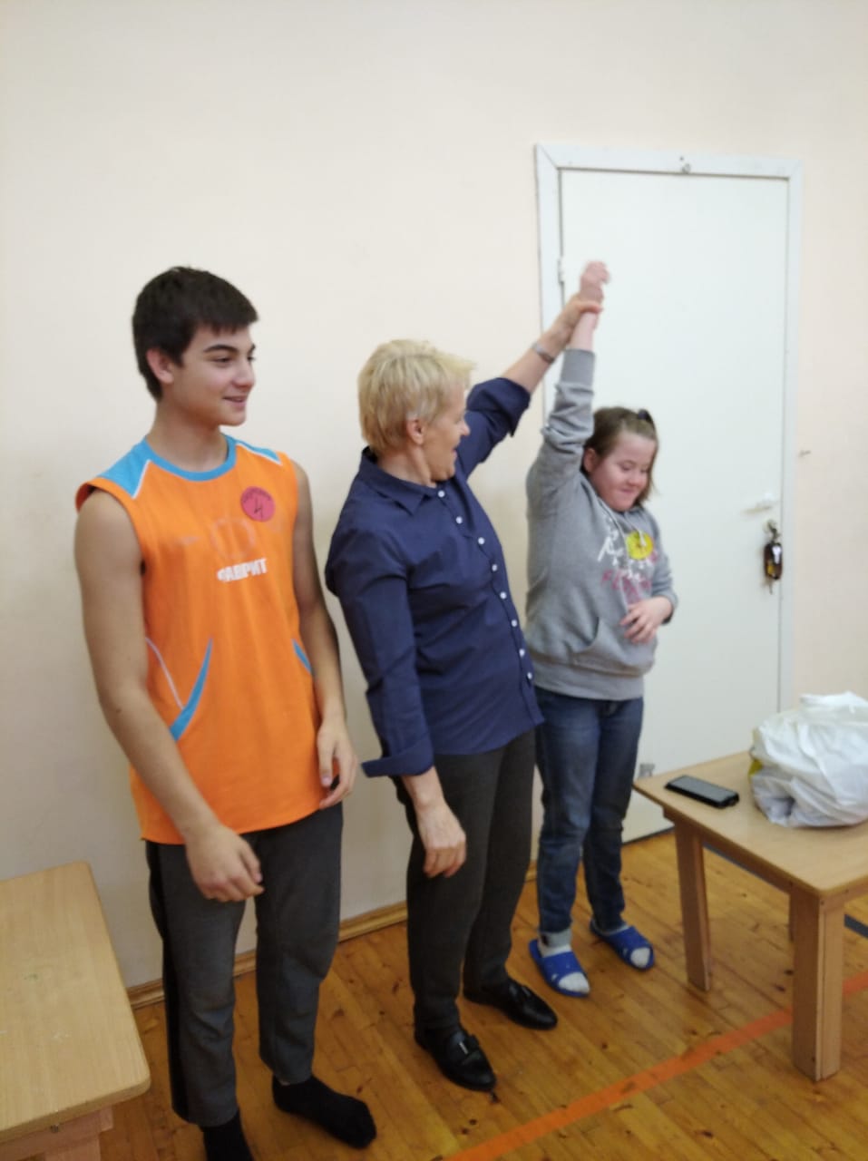 Осенний КВН и поездка на каток
