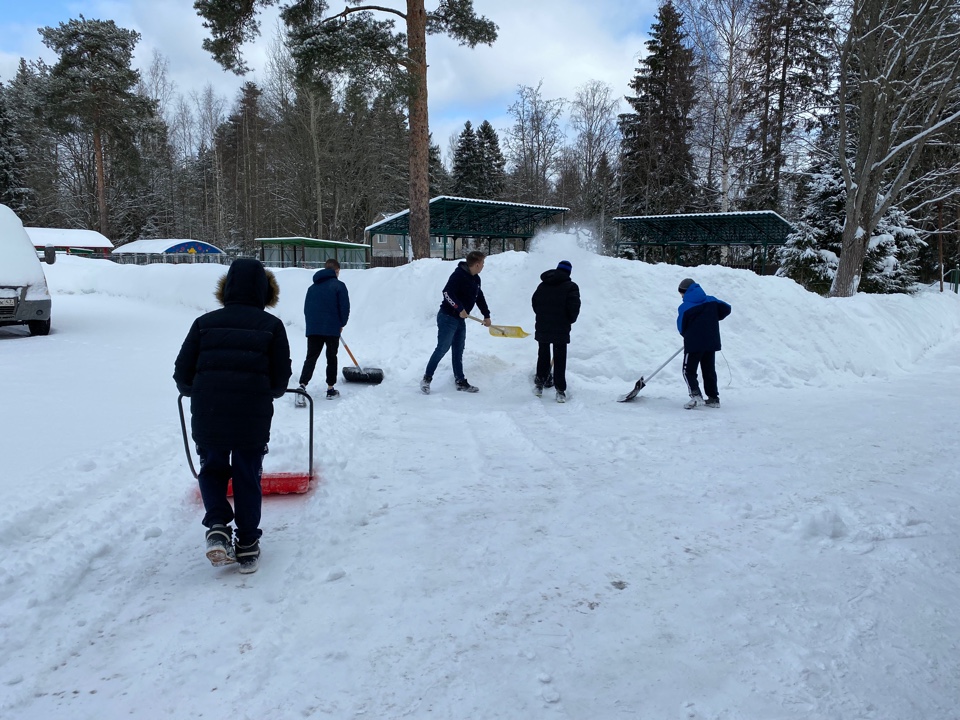 Уборка снега