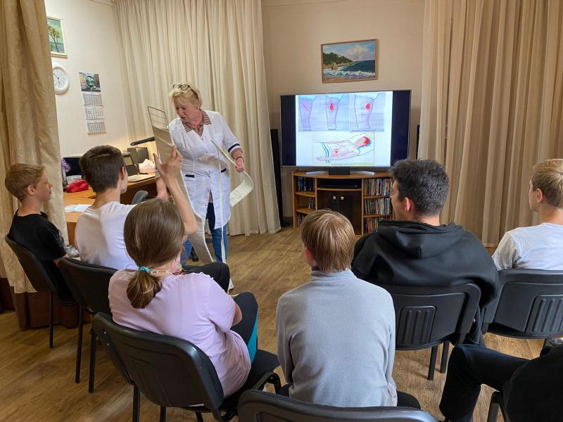 Практическое занятие на тему: «Виды ран и общие правила оказания первой медицинской помощи»