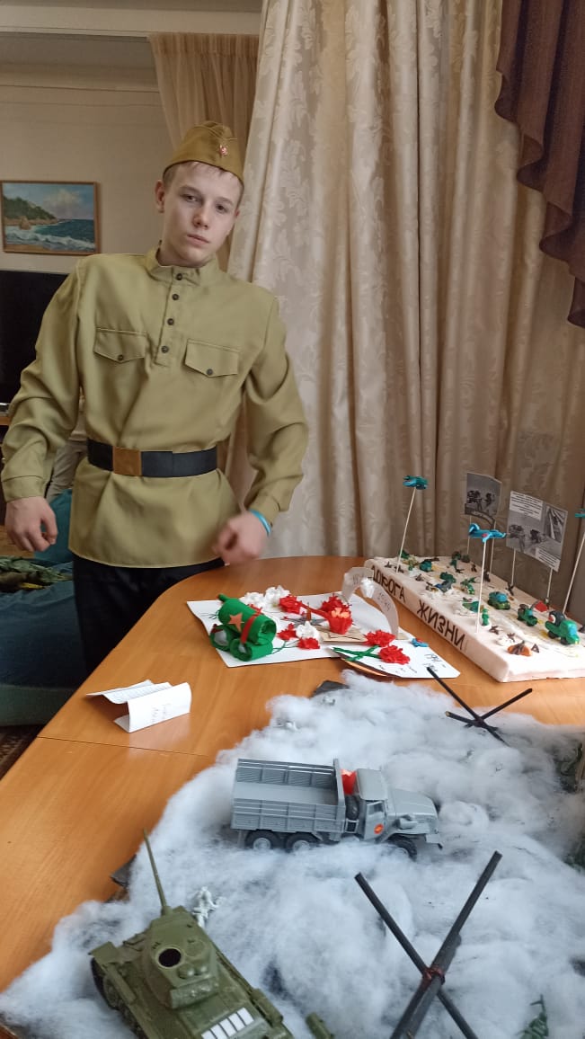 Конкурс рисунков и поделок на тему блокады Ленинграда