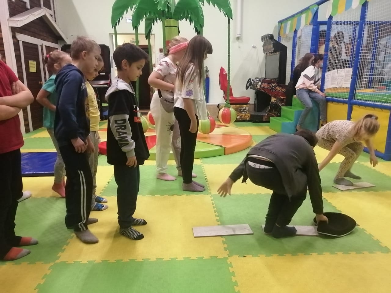 Сегодня наши воспитанники посетили клуб "Дружба"