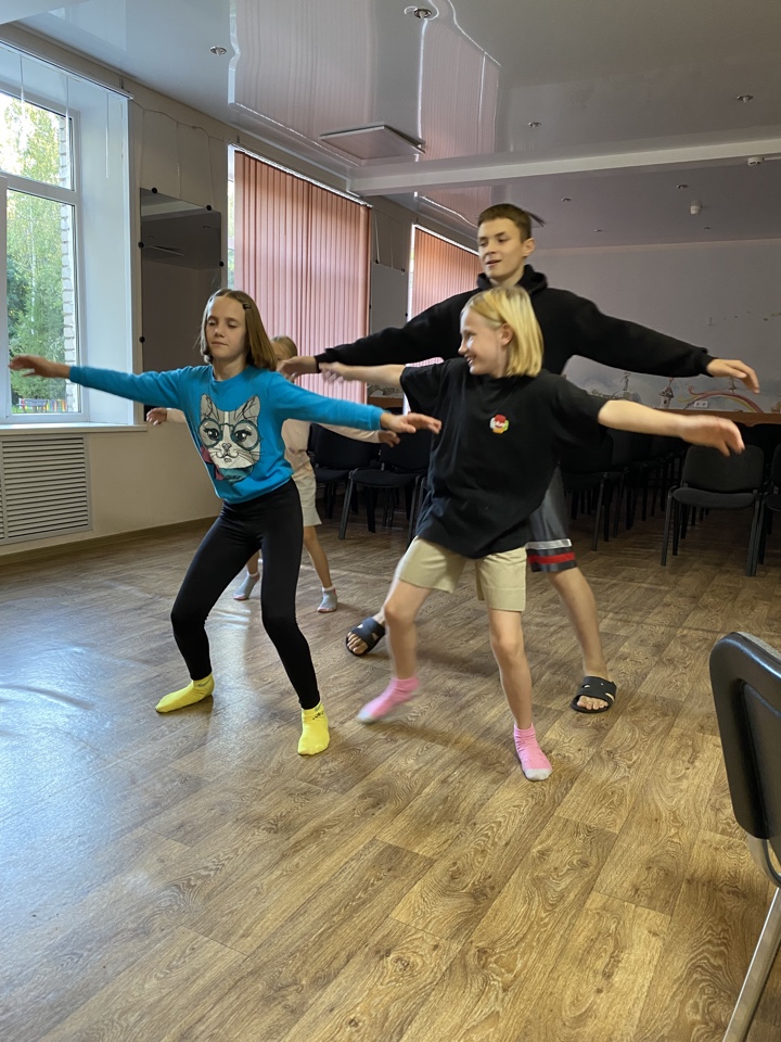 Подготовка к Дню учителя
