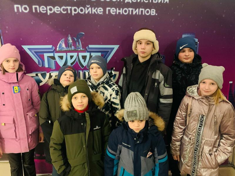 Посещение интерактивной выставки «Планета роботов» 