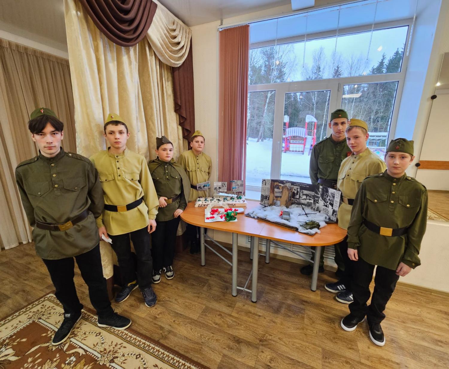 Конкурс рисунков и поделок на тему блокады Ленинграда Конкурс рисунков и поделок на тему блокады Ленинграда