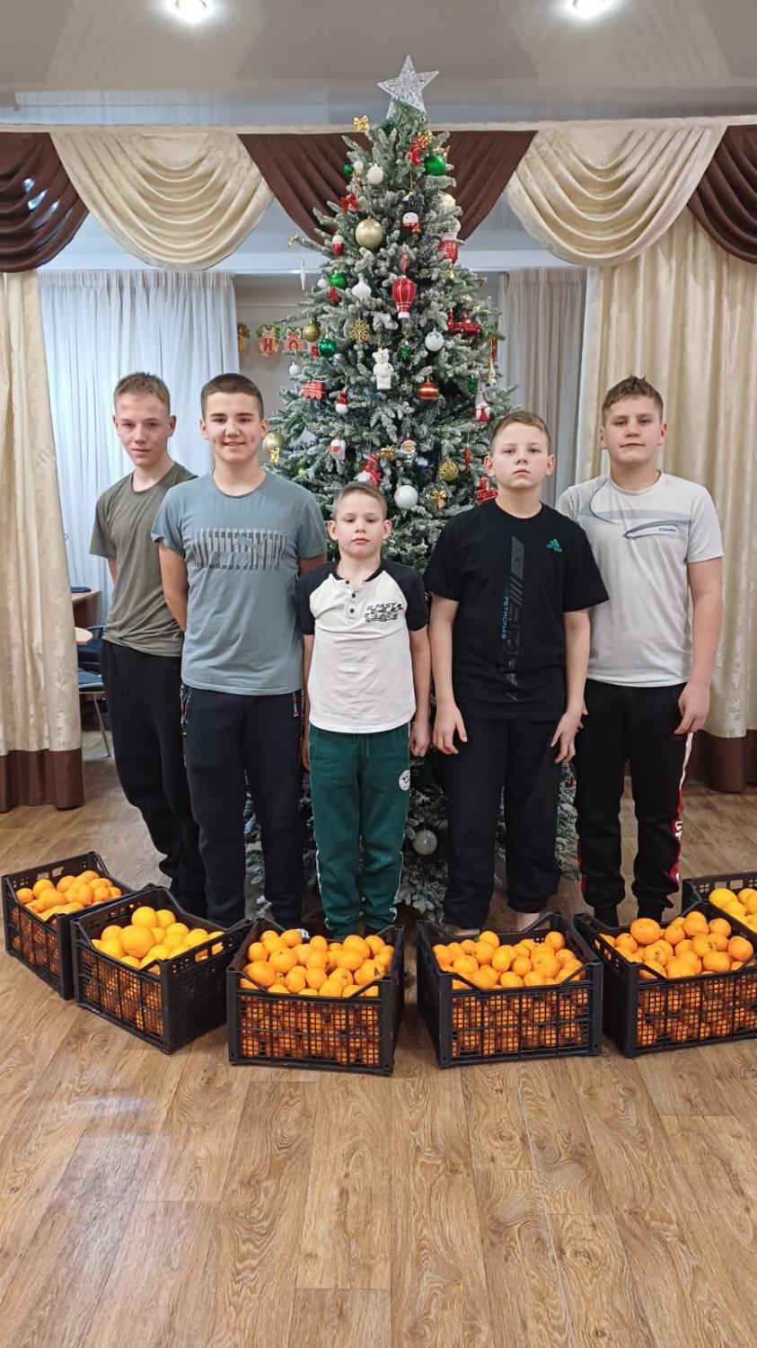 Поздравление с наступающим Новым годом от Депутата Законодательного собрания Ленинградской области Михаила Макарова Поздравление с наступающим Новым годом от Депутата Законодательного собрания Ленинградской области Михаила Макарова