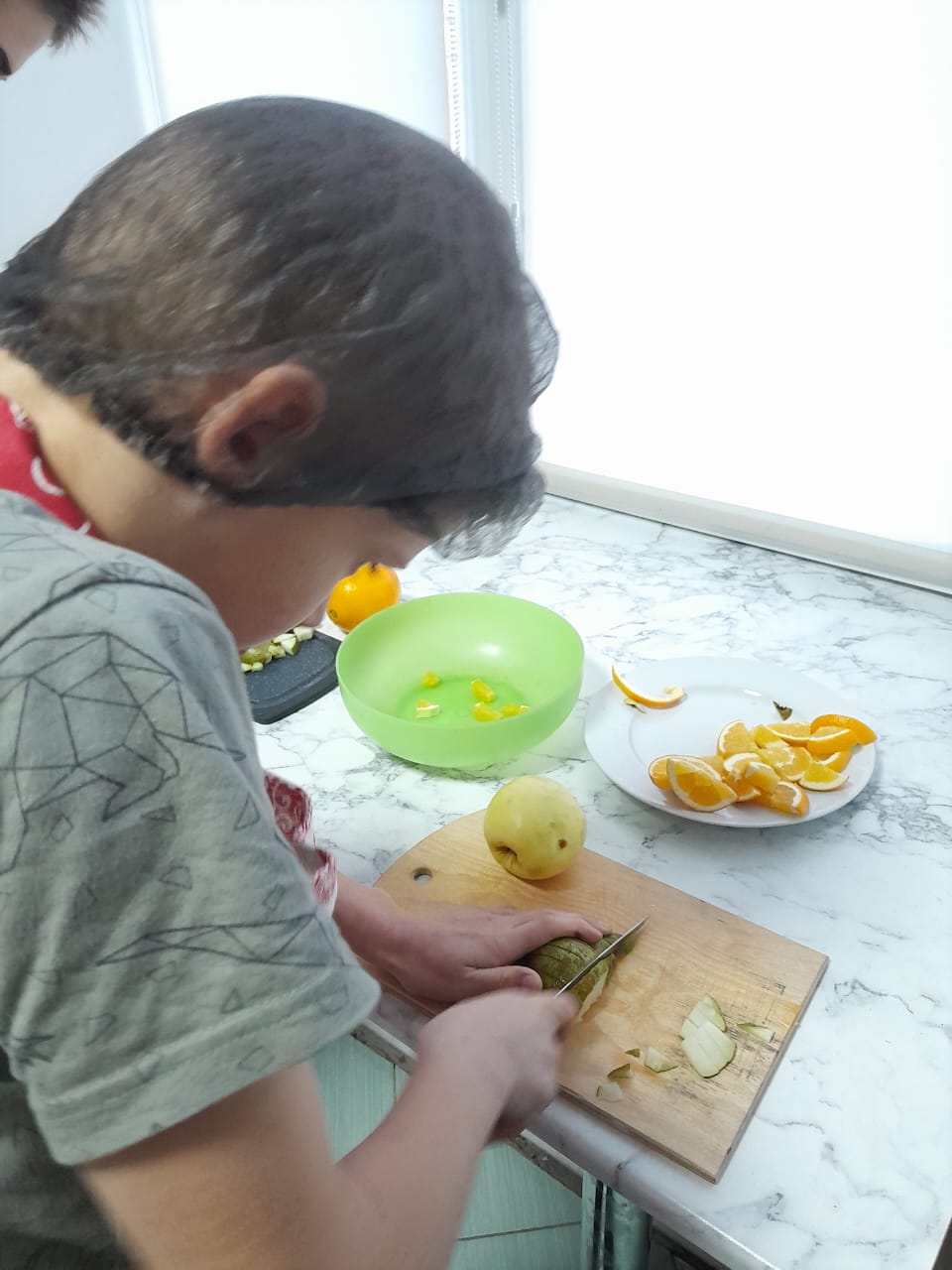 Занятия в кафе «Каприз»