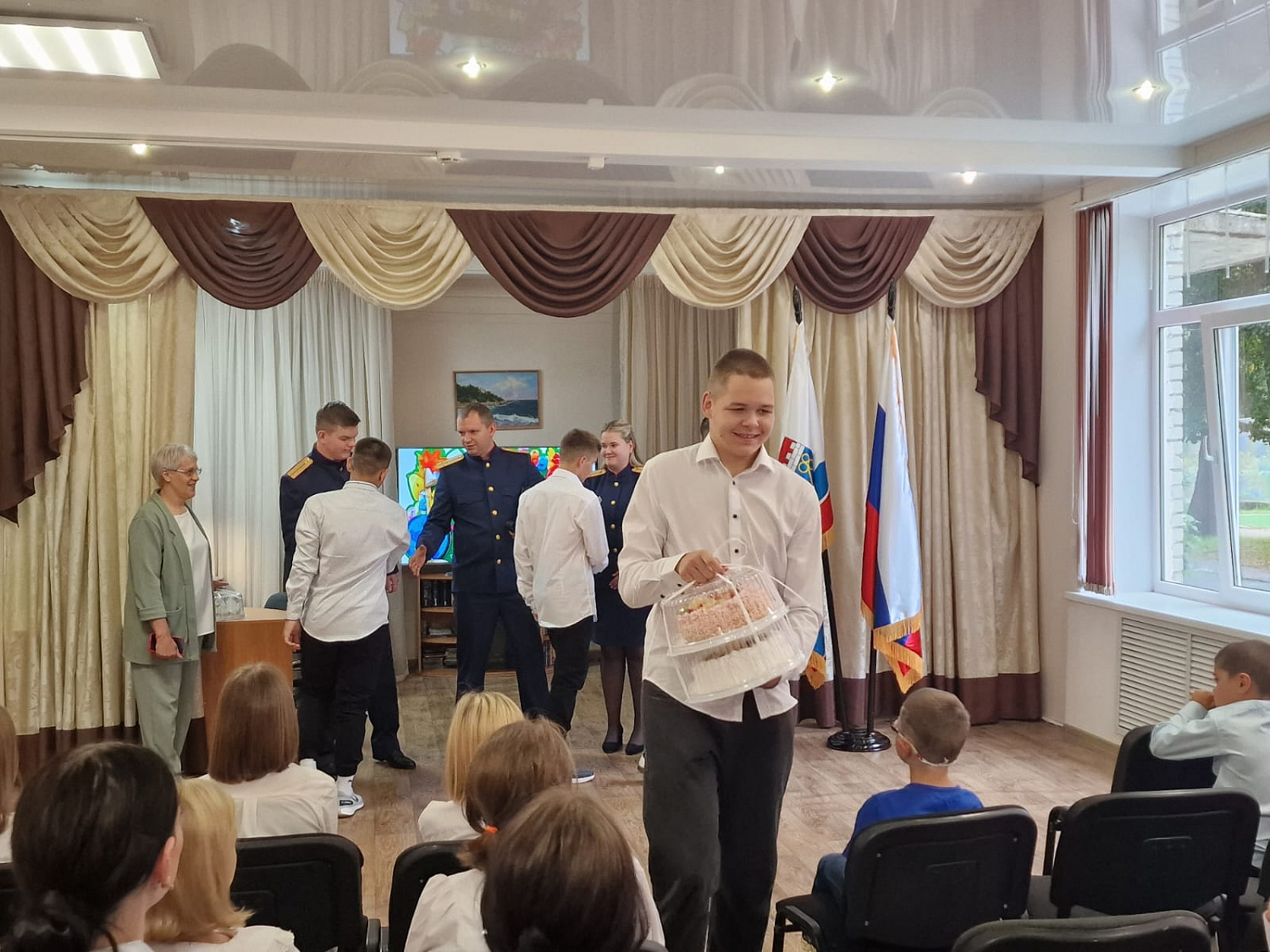 Поздравление с началом учебного года от сотрудников Следственного комитета