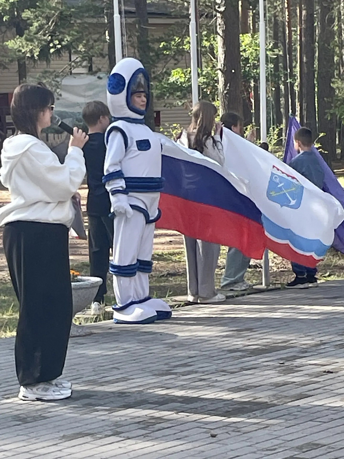 Звёздный старт: открываем смену в лагере Гагарина!